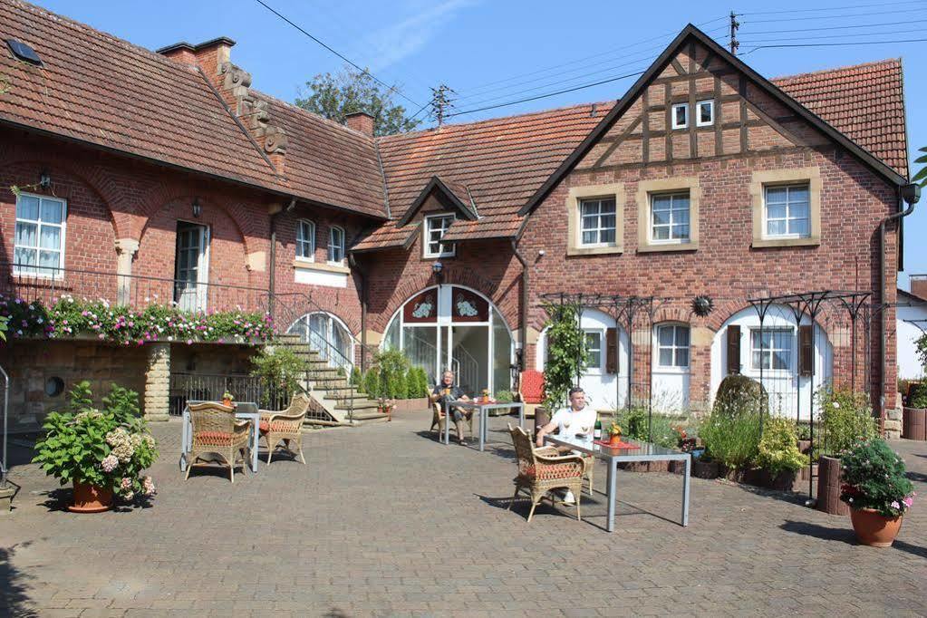 Landhotel Sonnenhof Siebeldingen Экстерьер фото