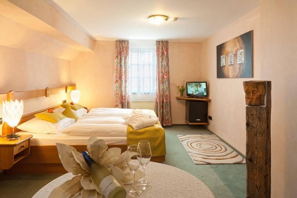 Landhotel Sonnenhof Siebeldingen Экстерьер фото
